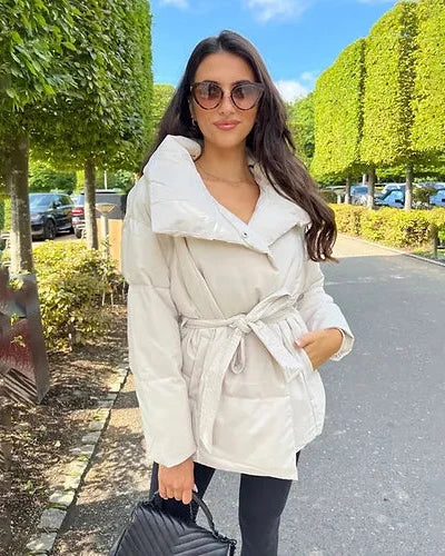Mila – Warme Jas met Oversized Kraag