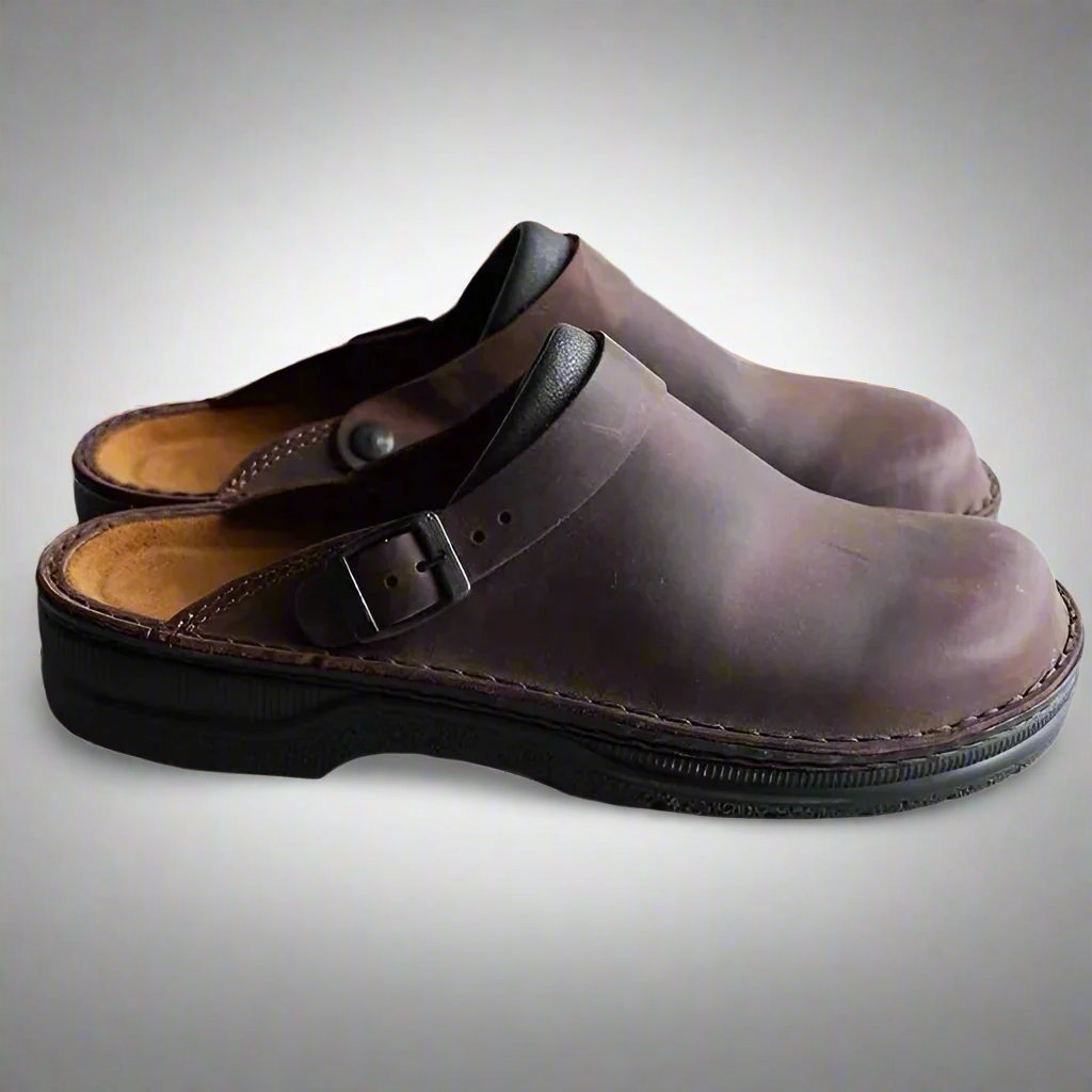 Luca – Luxe Suède Unisex Clogs