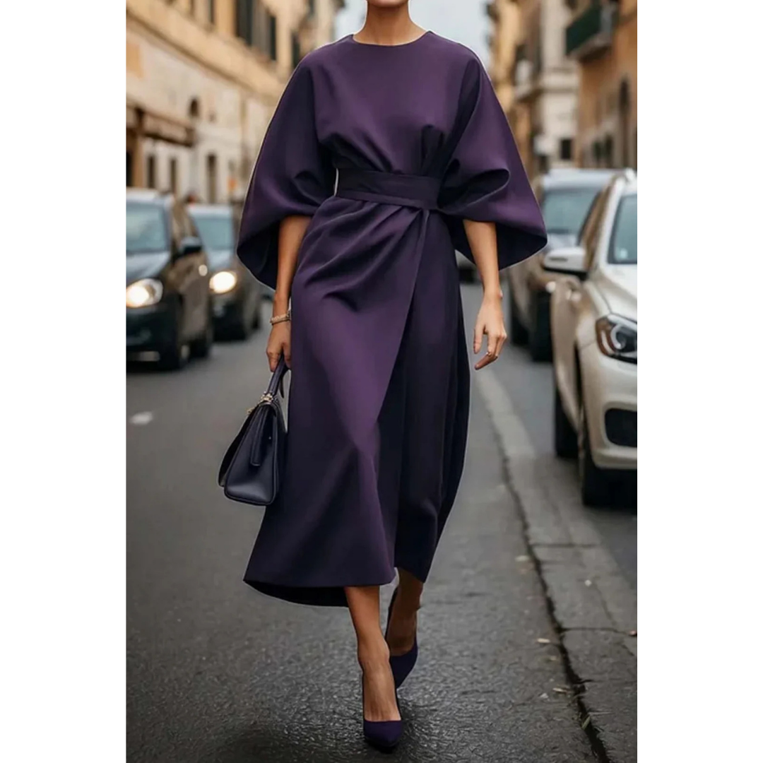 Elanora – Zwierige jurk met zachte stof en elegante details