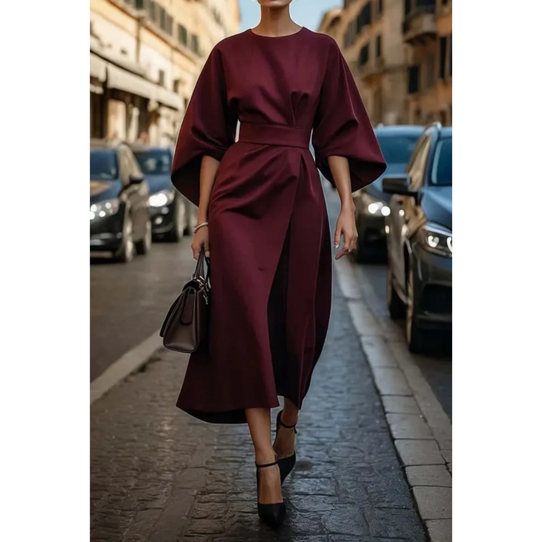 Elanora – Zwierige jurk met zachte stof en elegante details