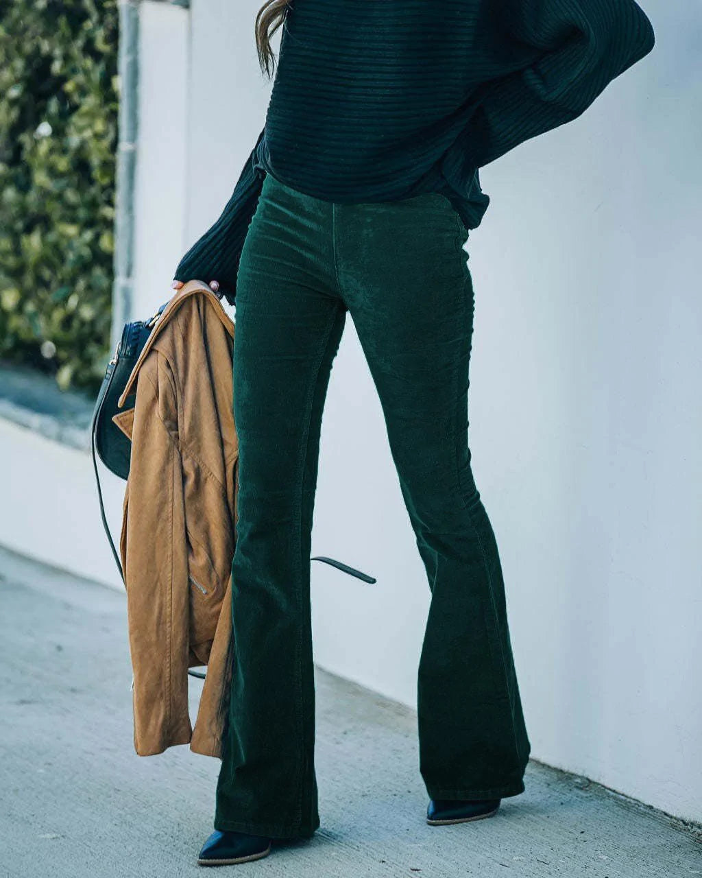 Jade – Flatterende flare broek met hoge taille