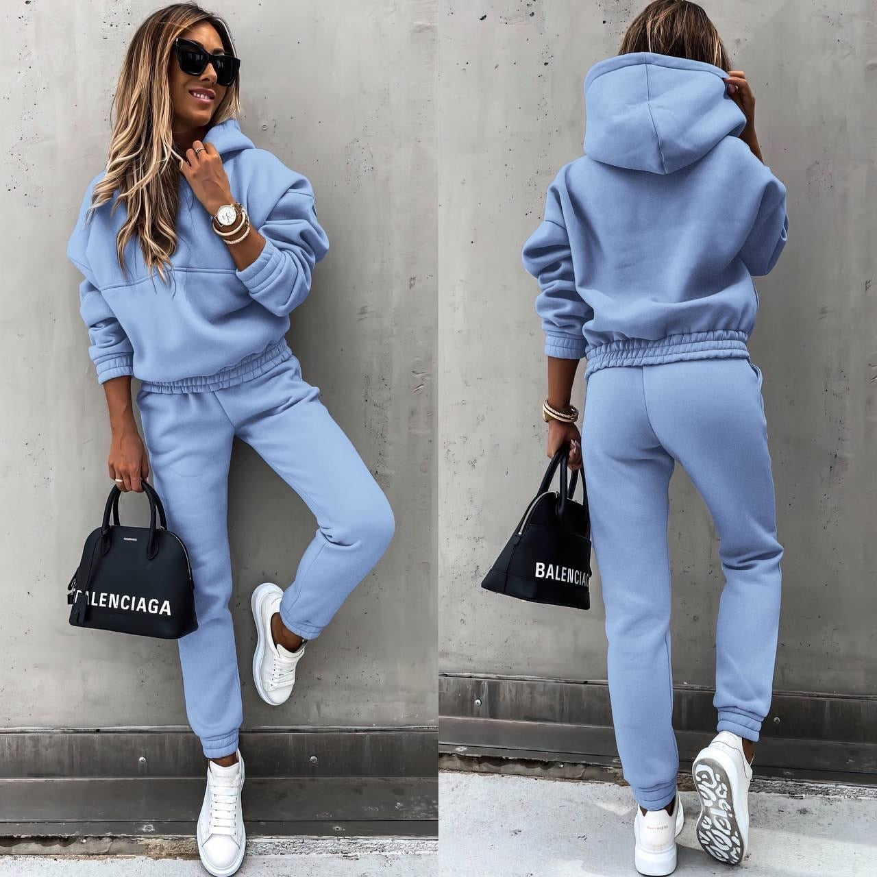 Veloura – Luxe joggingpak met fluweelzachte feel