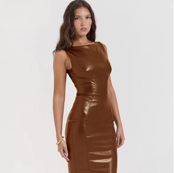 Aurora Noir – Vegan Leren Maxi-Jurk met Luxe Pasvorm