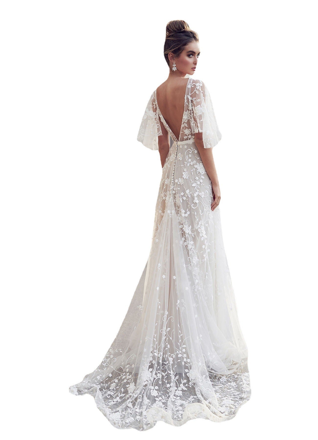 Aurora Bridal Gown – Tijdloze Romantiek in Parelwit
