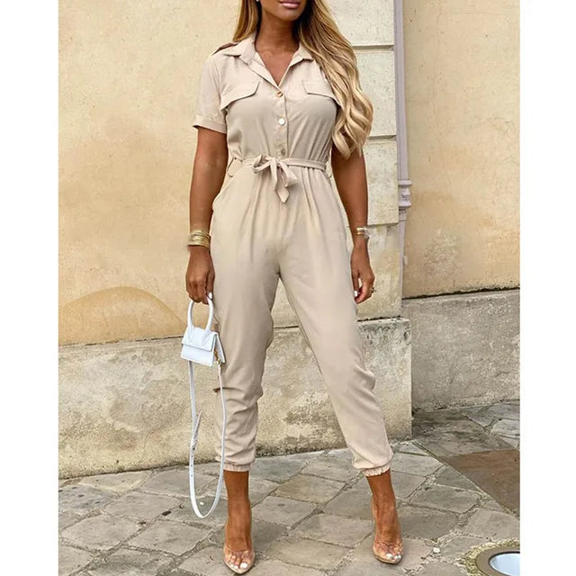 Noir Seduction – Ideaal als de jumpsuit in zwart verkrijgbaar is.