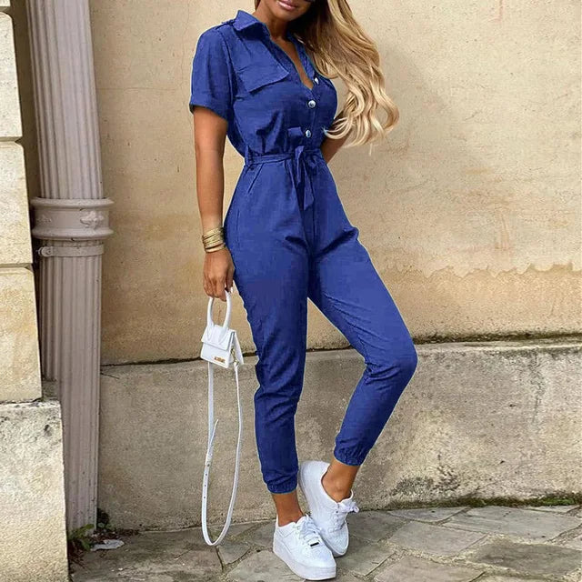 Noir Seduction – Ideaal als de jumpsuit in zwart verkrijgbaar is.