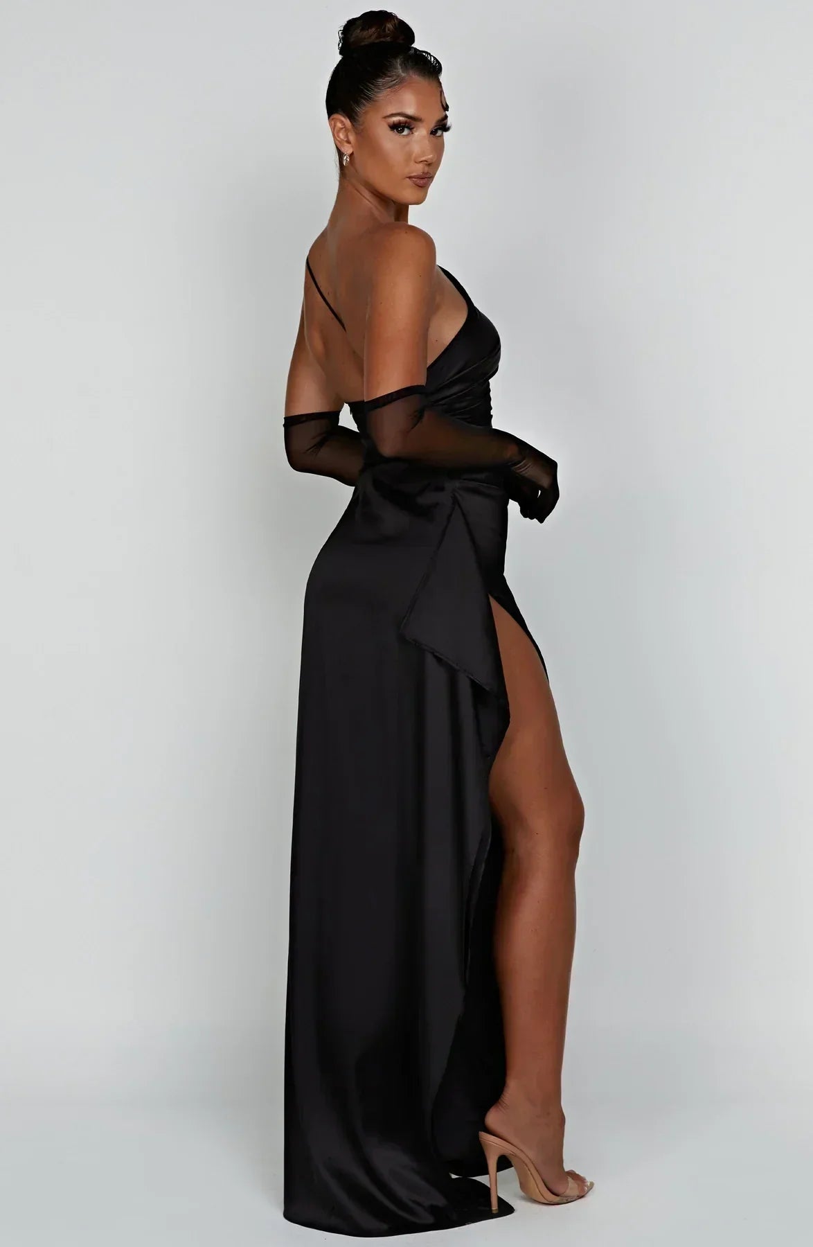 Velanora Luxe Satijnen One-Shoulder Avondjurk