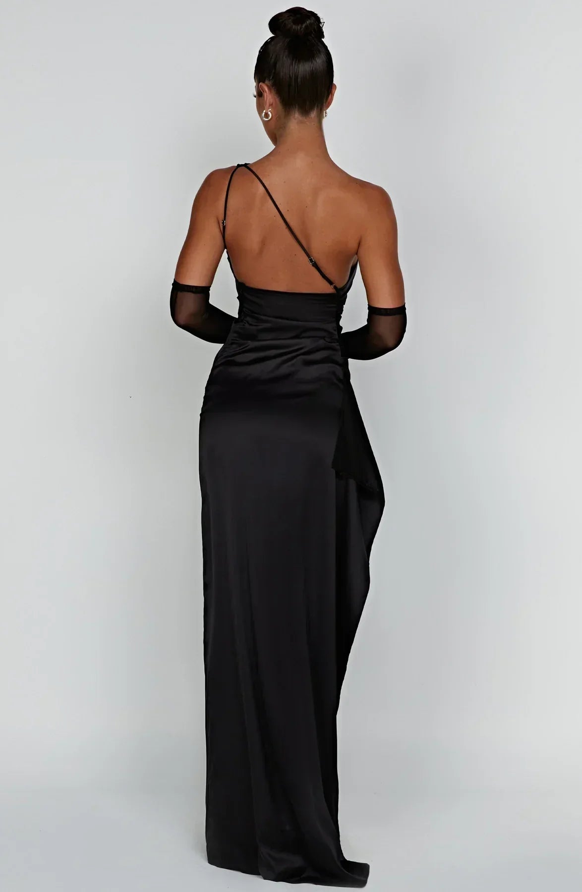 Velanora Luxe Satijnen One-Shoulder Avondjurk