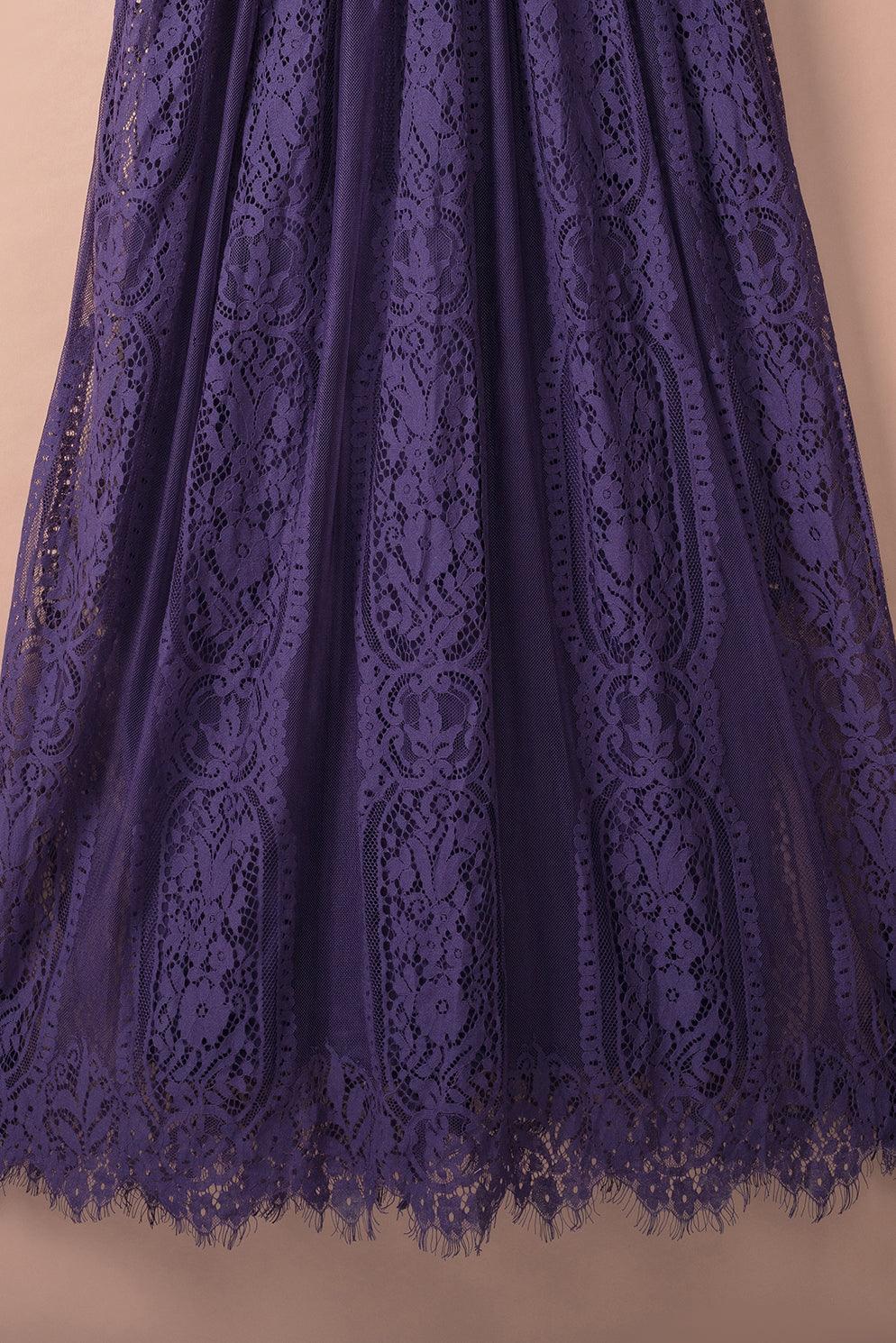 Lace Elegance Maxi – Jouw Statement Jurk voor Speciale Gelegenheden