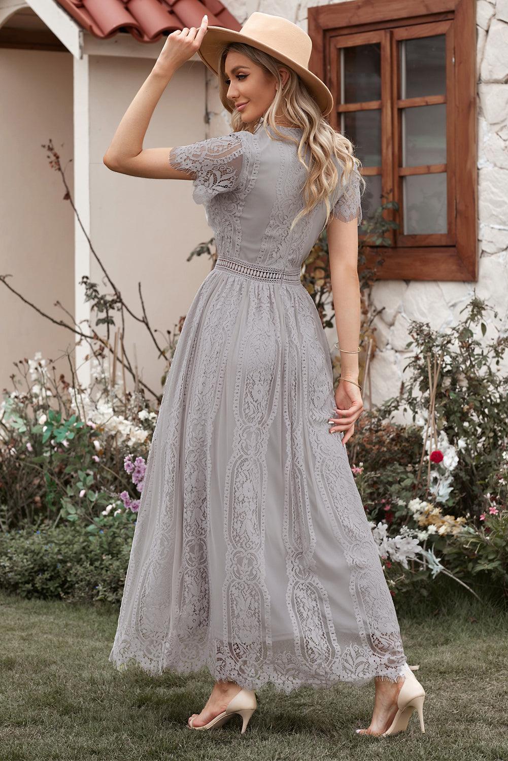 Lace Elegance Maxi – Jouw Statement Jurk voor Speciale Gelegenheden