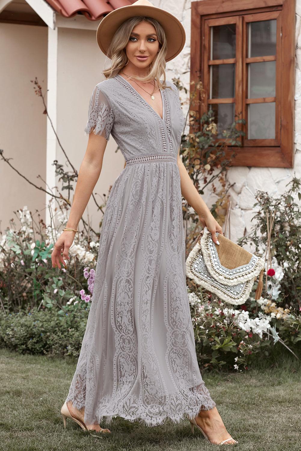Lace Elegance Maxi – Jouw Statement Jurk voor Speciale Gelegenheden
