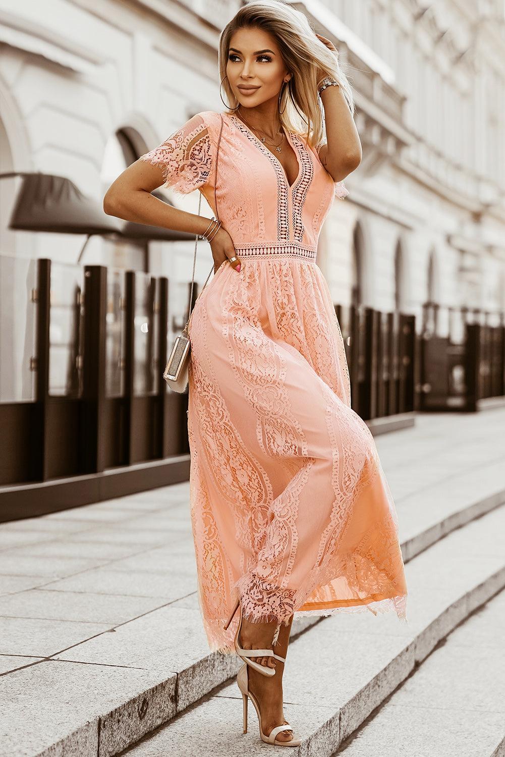 Lace Elegance Maxi – Jouw Statement Jurk voor Speciale Gelegenheden