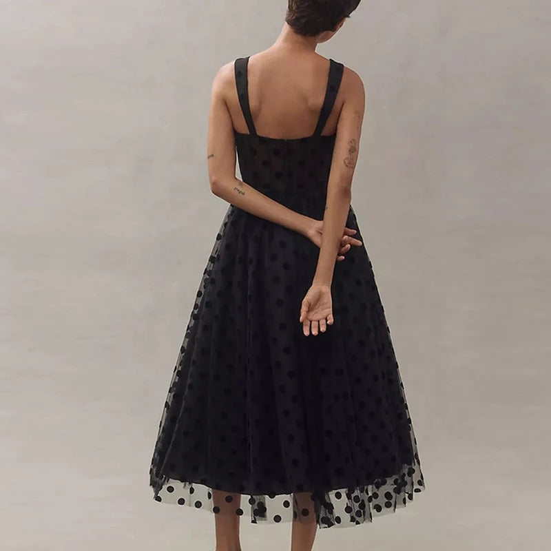 VivaDots – Elegante V-hals Avondjurk met Polka Dots
