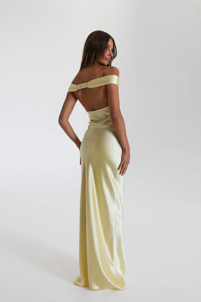 Serena Luxe Off-Shoulder Satijnen Maxi-jurk