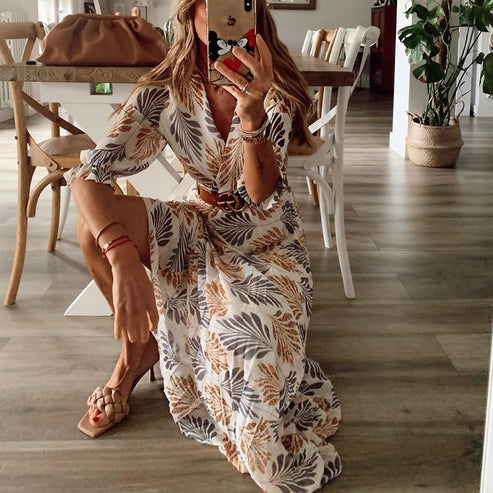 Lunaria – Elegante Maxi Jurk met Bladmotief