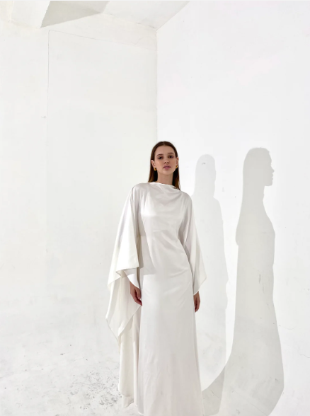 Serena Elegance Maxi Jurk – Luxe Vleermuisstijl voor Elke Speciale Gelegenheid