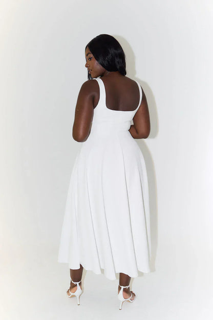 Elegance Midi Dress – De Perfecte Mix van Comfort en Klasse
