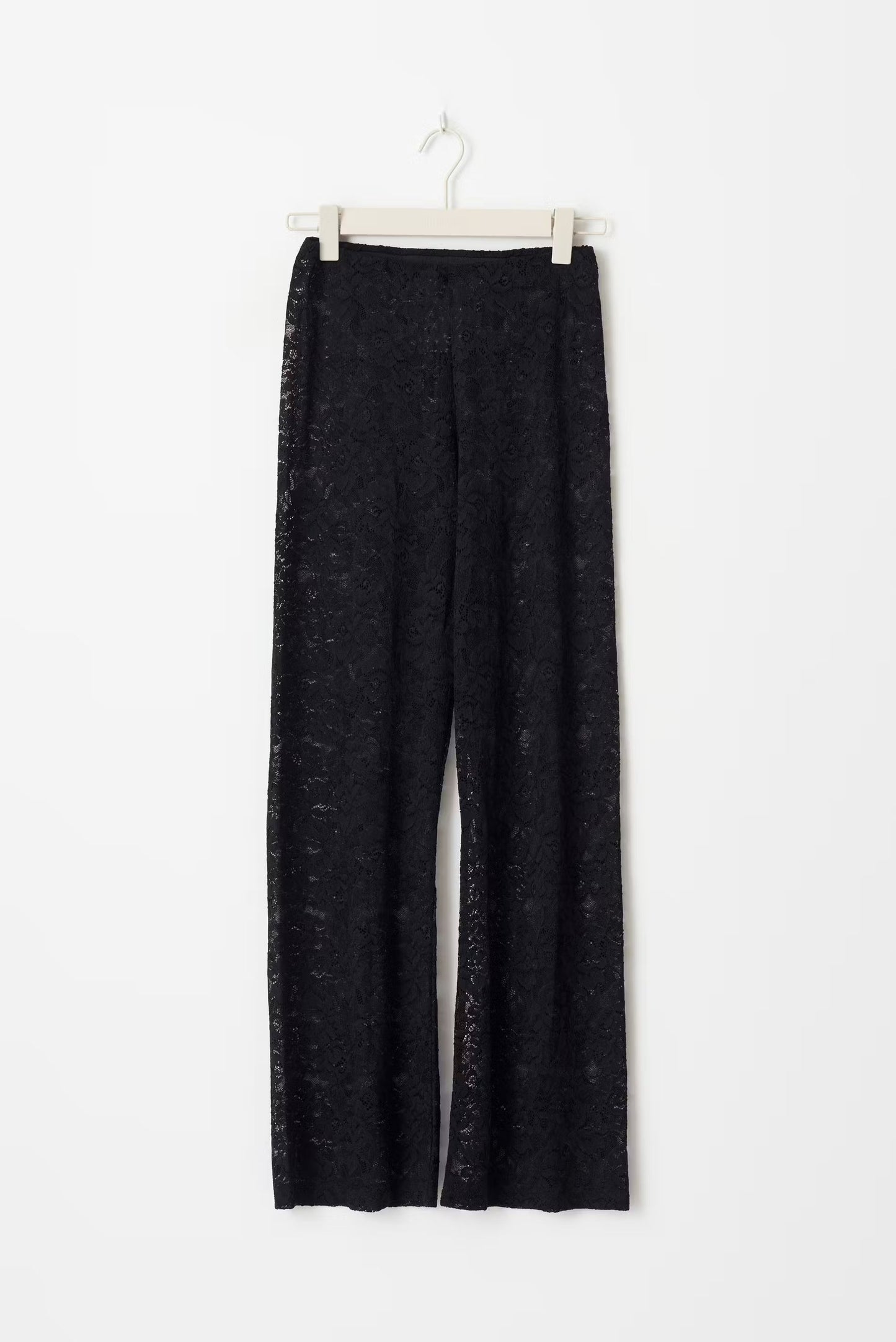 Aurora Lace Flare Pants – Tijdloze Elegantie van Modara