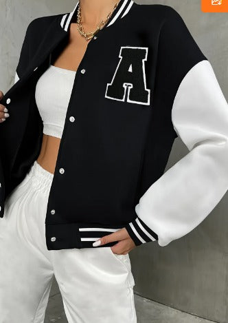 Lina – Zwart Varsityjack met Letters