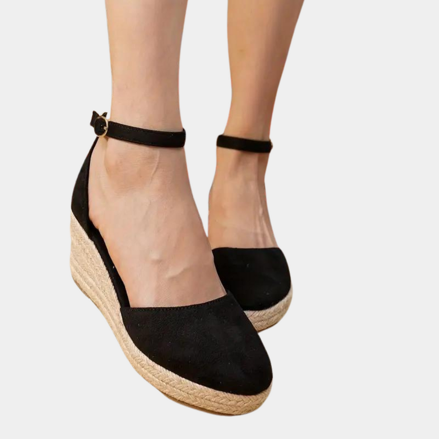 Elevia – Elegant Comfort op Sleehak