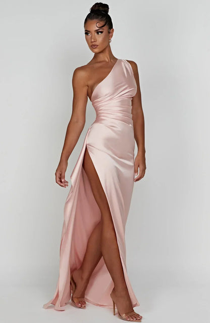 Velanora Luxe Satijnen One-Shoulder Avondjurk