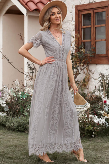Lace Elegance Maxi – Jouw Statement Jurk voor Speciale Gelegenheden
